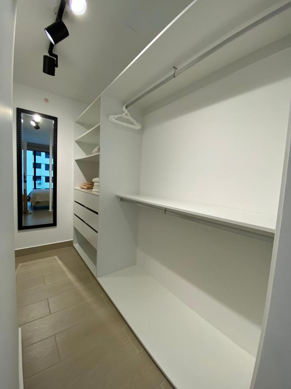 Apartment Ph Living 73 *